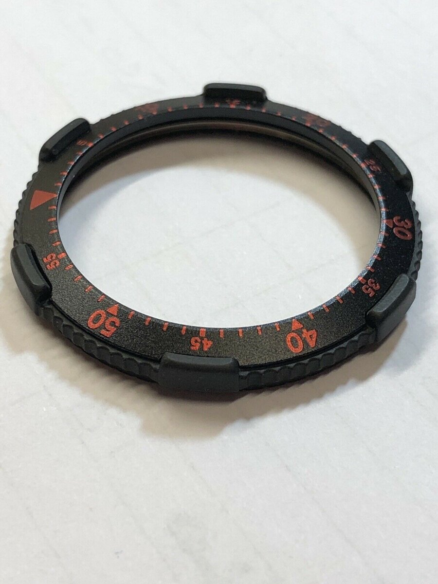 rsz_7a38-6070-divers-black-nos-bezel-86310924-ebay-may2021-7.jpg
