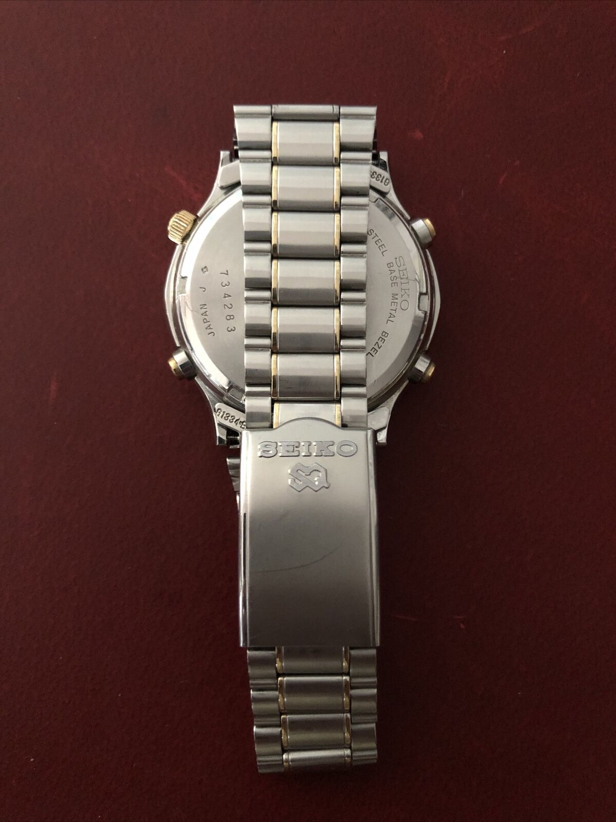 7A38-724A-Stainless+Gold-SilveryWhiteFace-eBay-August2021-4.jpg