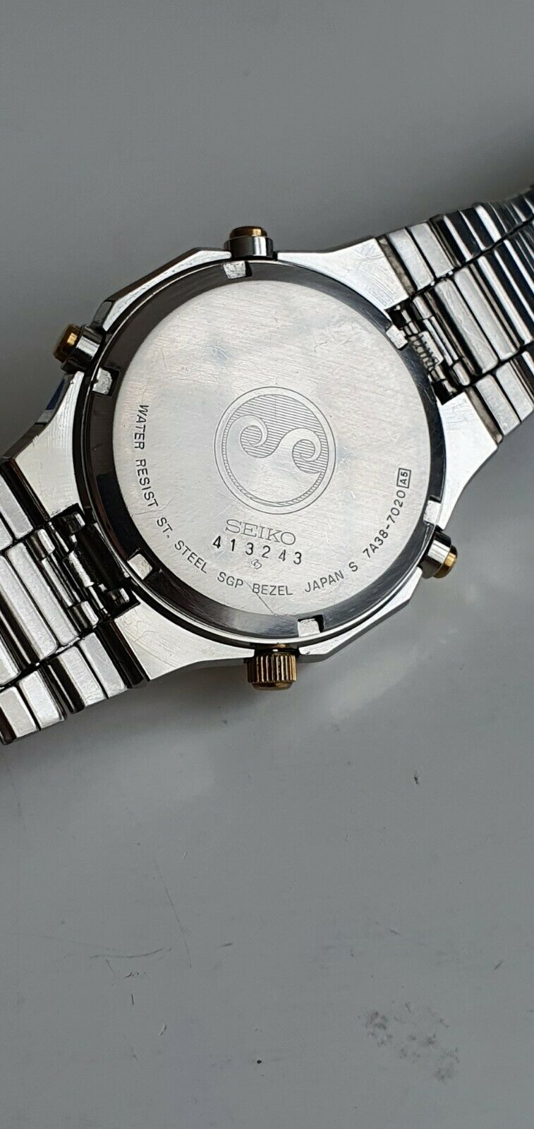 7A38-7020-Stainless+Gold-GreyFace-eBay(Germany)-Sept2021-(SeikoOfficialTimer)-12.jpg