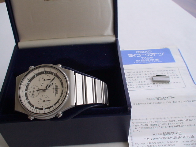 7A28-7010-Stainless-WhiteFace-YahooJapan-Nov2021-6.jpg