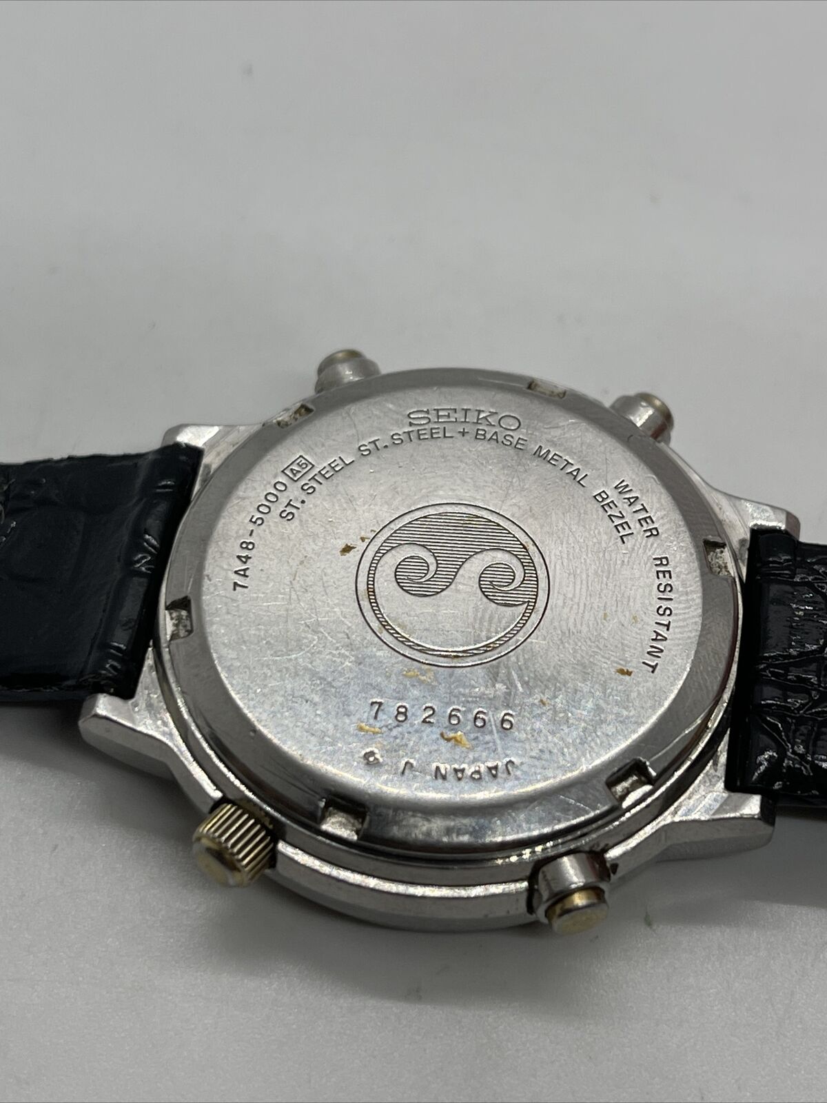 7A48-5000-Stainless+Gold-WhiteFace-LeatherStrap-eBay-Jan2022-millauctionhouse-9.jpg
