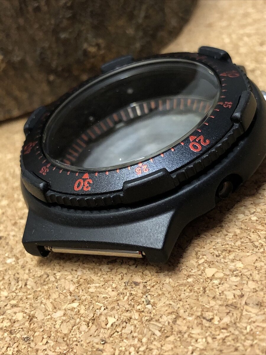 rsz_7a38-6070-divers-black-nos-emptywatchcase-ebay-march2021-6.jpg
