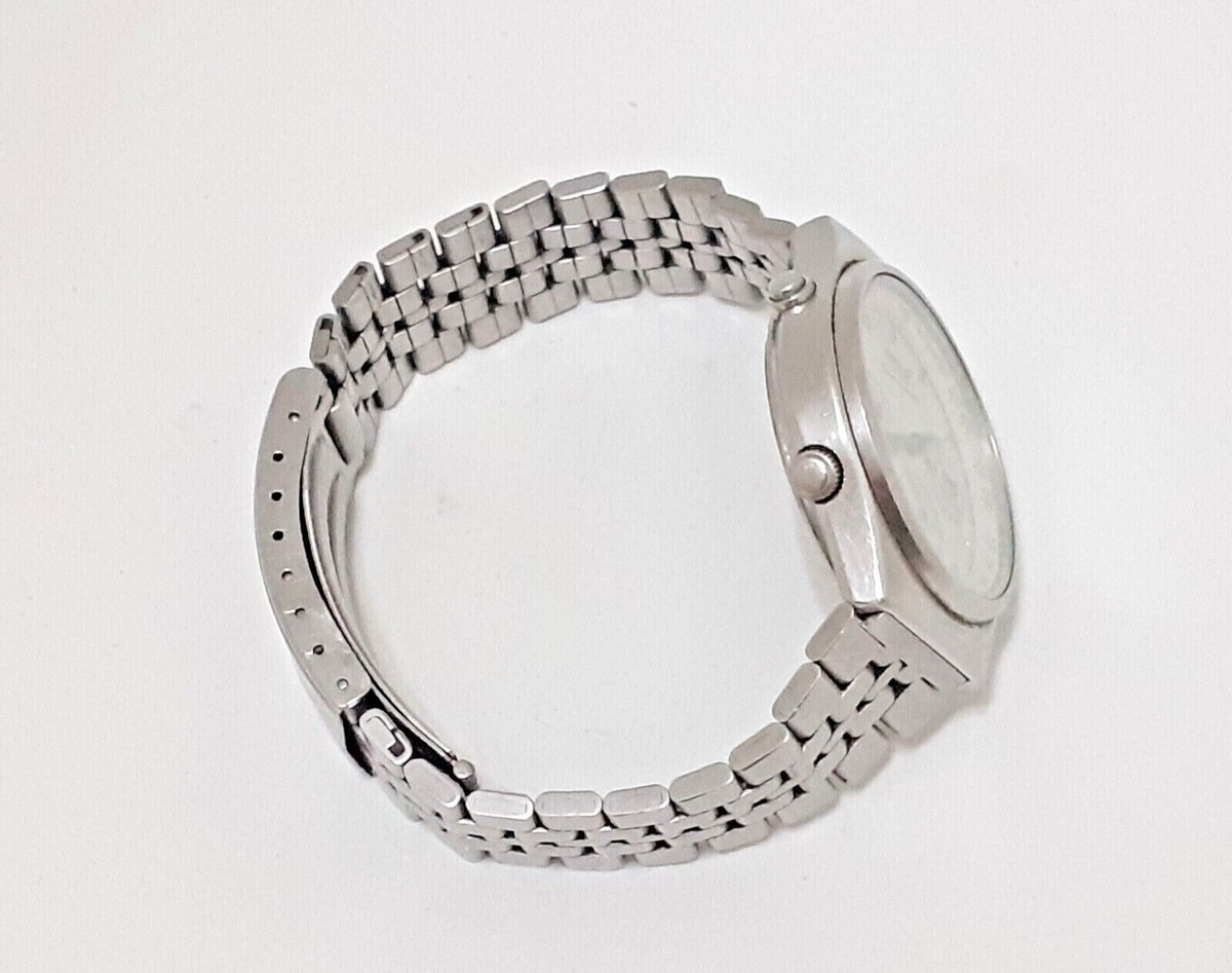 rsz_7a38-727b-stainless-offwhiteface-wrongbracelet-ebay-july2022-3.jpg