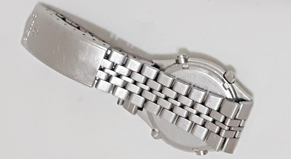 rsz_7a38-727b-stainless-offwhiteface-wrongbracelet-ebay-july2022-6.jpg