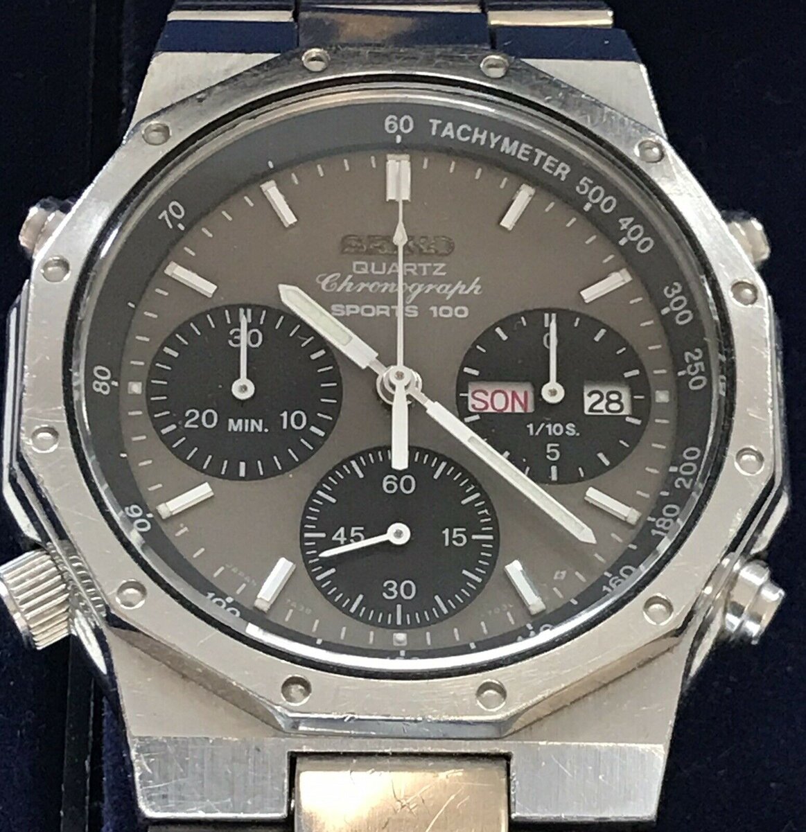 rsz_7a38-7020-stainless-grey-ebaygermany-march2021-re-seller-andanother-2.jpg