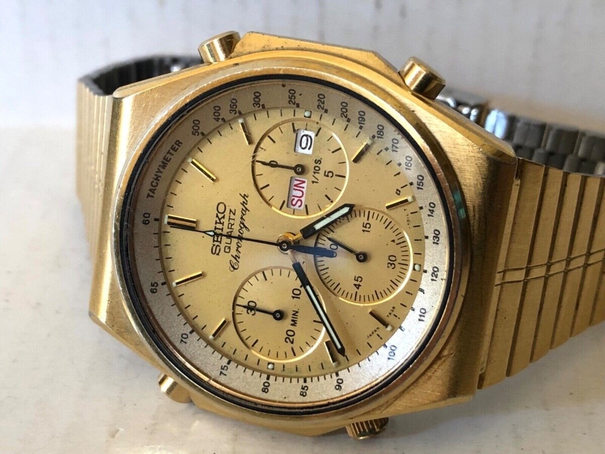 rsz_7a38-7000-gold-wrongbracelet-ebay-sept2022-re-seller-1.jpg