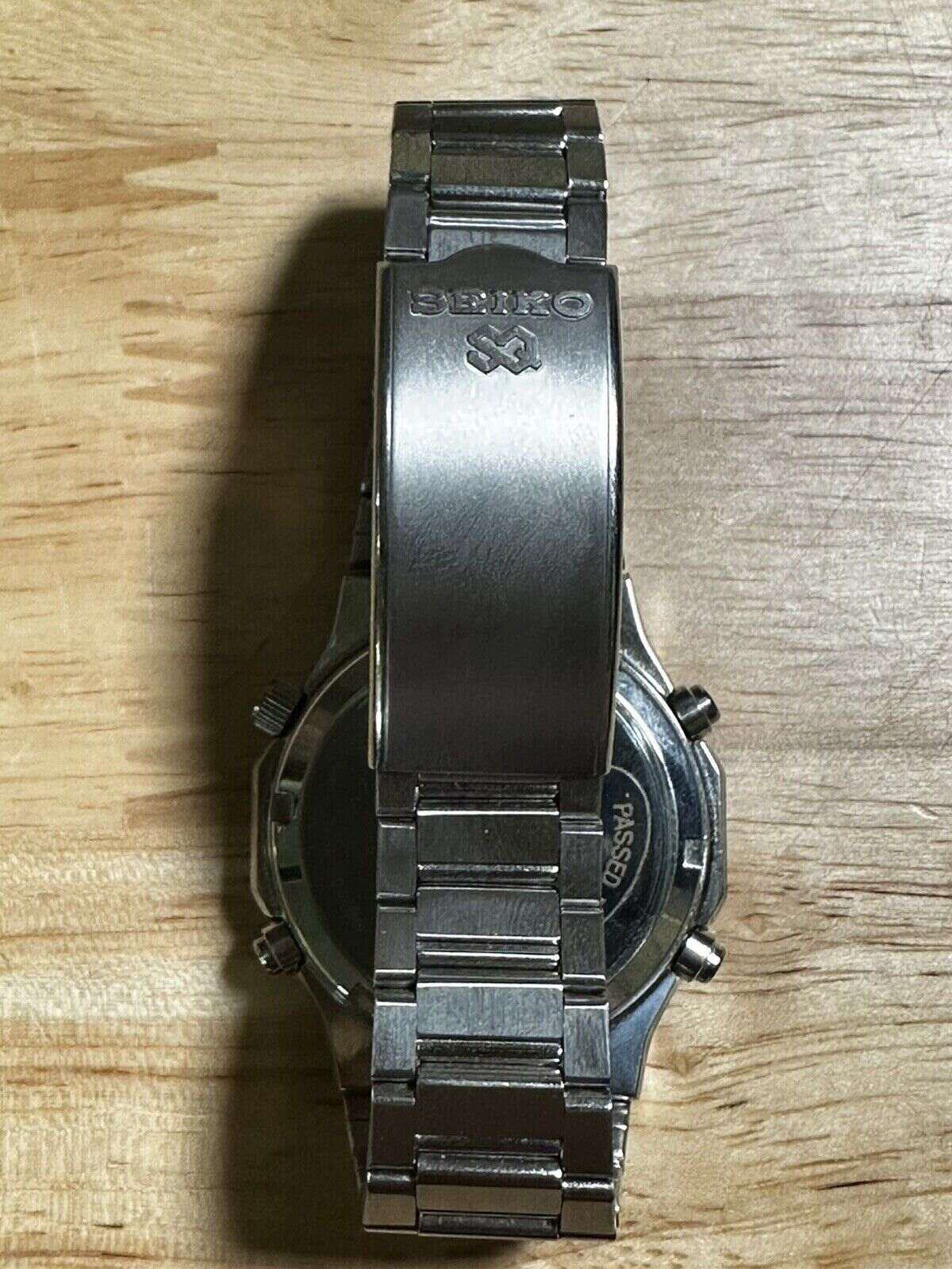 rsz_7a38-7029-stainless-grey-ebay-june2023-another-3.jpg