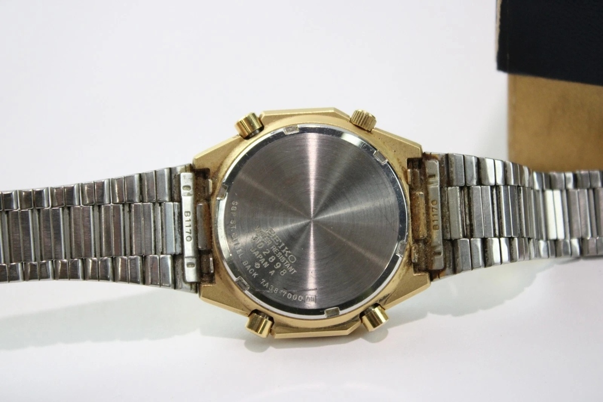 rsz_7a38-7000-gold-ebay-april2026-6.jpg