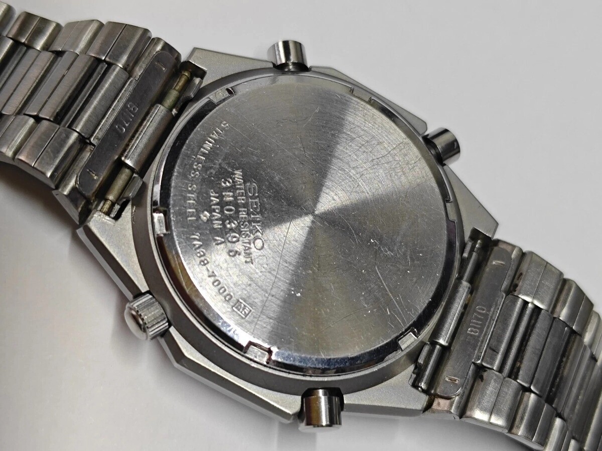 rsz_7a38-7000-stainless-black-ebay-april2026-re-seller-21.jpg